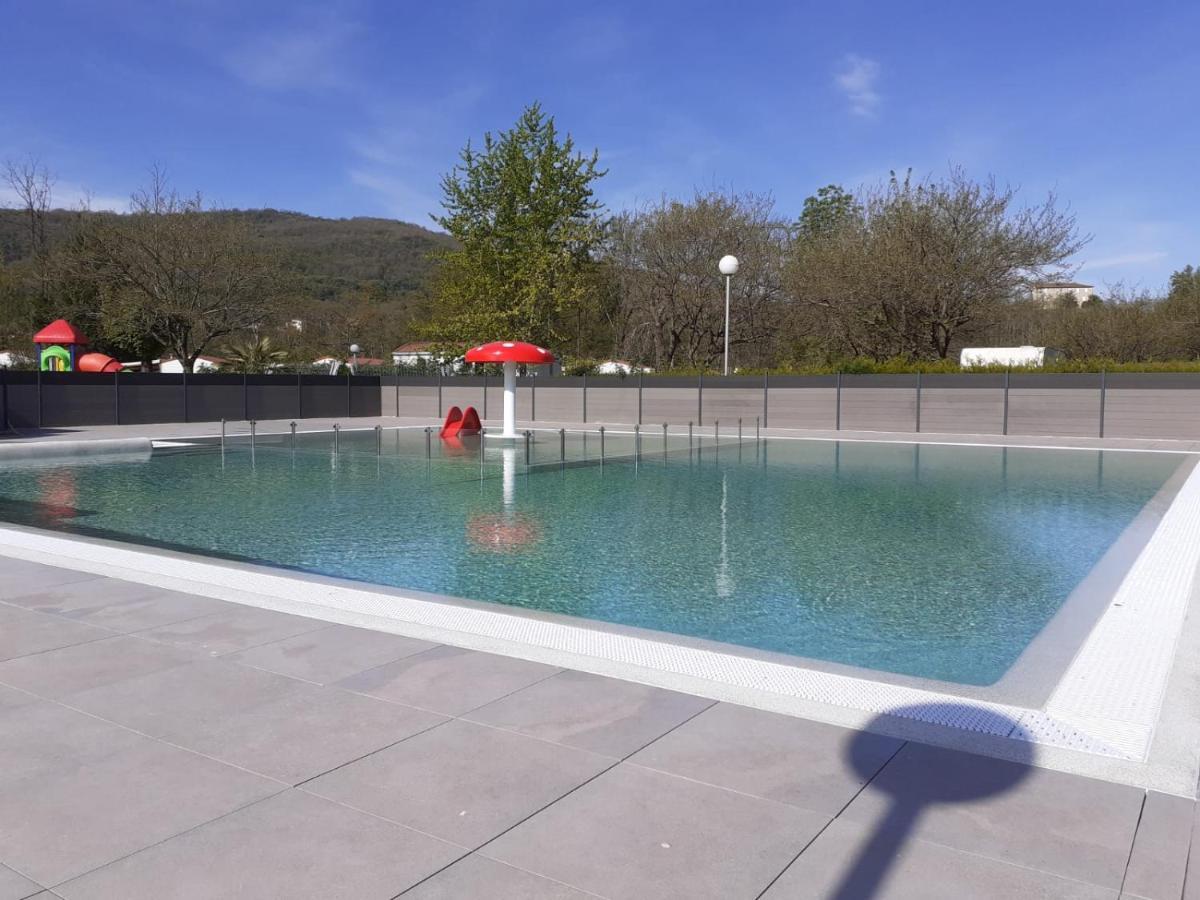 Camping Du Lac Foix Buitenkant foto